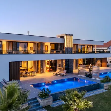 Suva Punta Elite By Guide * Vir