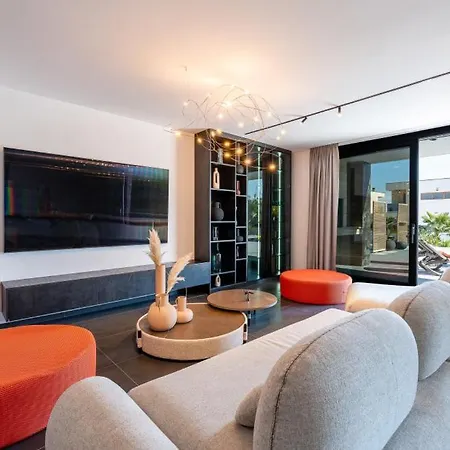 Villa Suva Punta Elite By Guide Vir