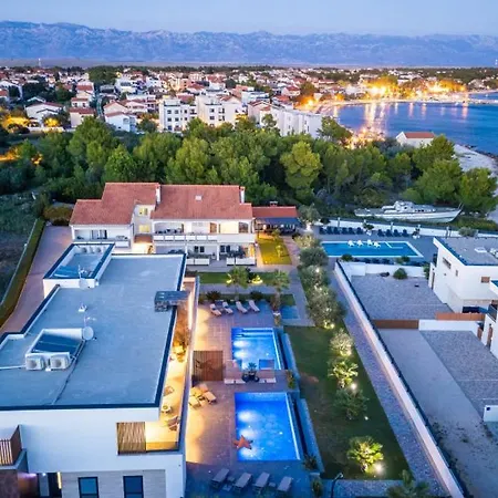 Suva Punta Elite By Guide Vir