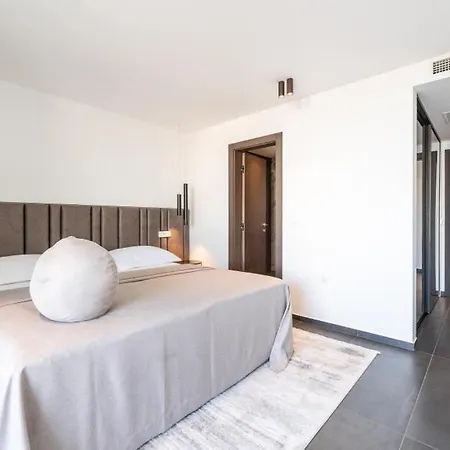 Villa Suva Punta Elite By Guide Vir