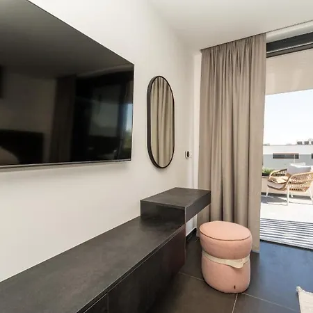 Suva Punta Elite By Guide Vir