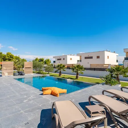 Suva Punta Elite By Guide Vir