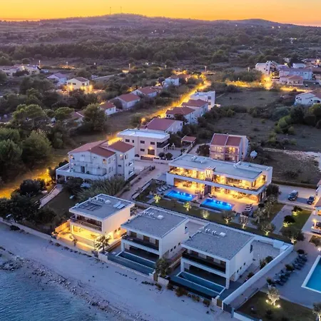 Suva Punta Elite By Guide Vila *